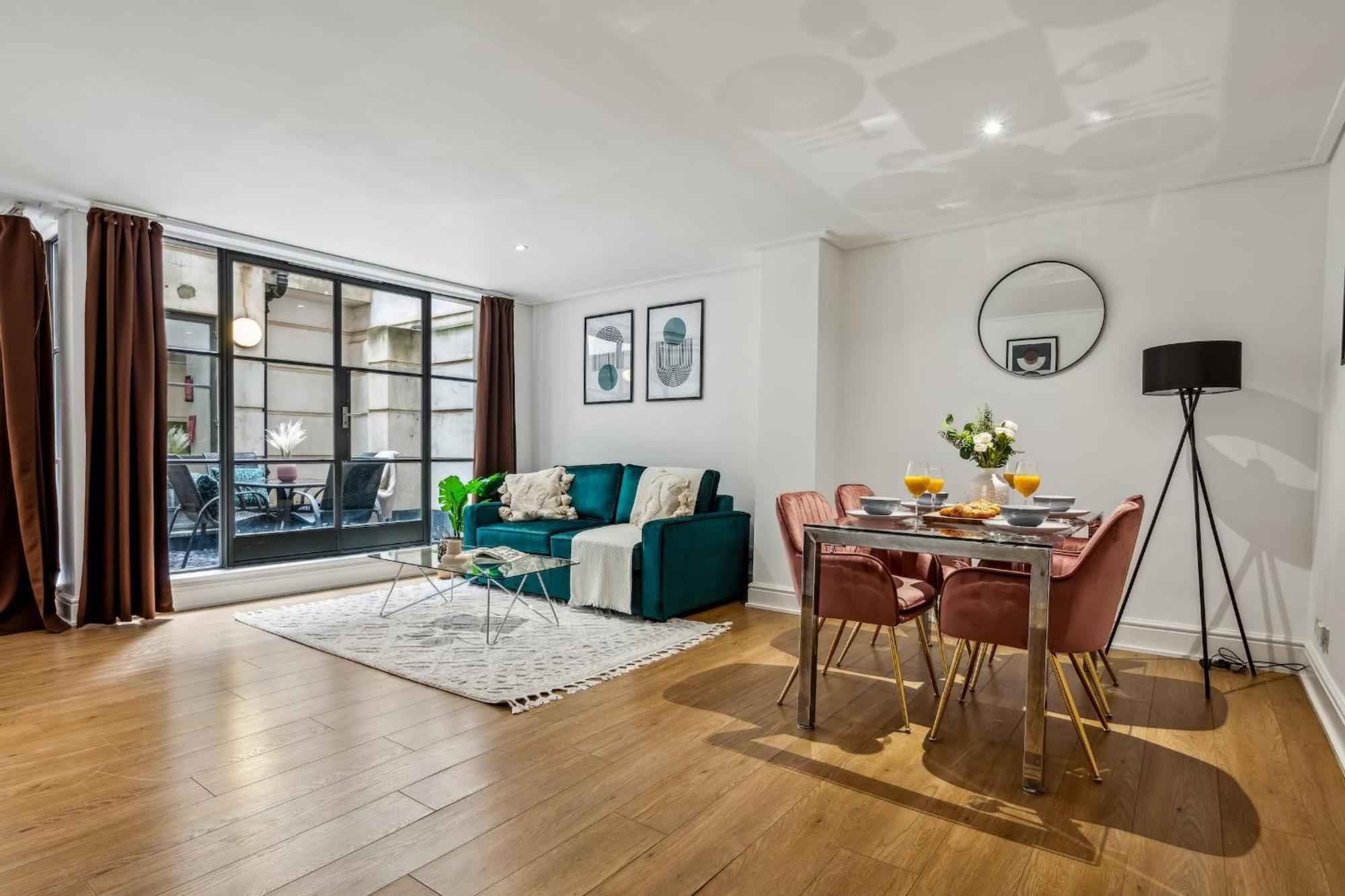 Holborn & Central With Patio - Cityapartmentstay Apartament Londra
